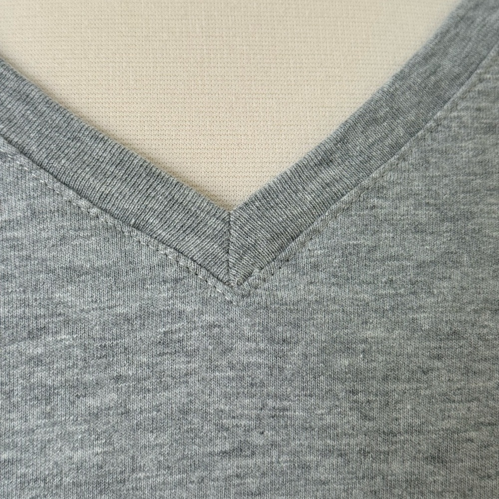 All-American Classic Gray V-Neck Women's Tee size 1x - Picture 5 of 6
